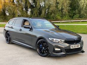 BMW 3 SERIES 2019 (69) at Manor Motors Car Sales Limited Castleford