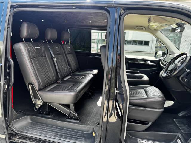 2019 Volkswagen Transporter 2.0 BiTDI T32 BlueMotion Tech Highline Crew Van DSG 4Motion SWB Euro 6 (s/s) 5dr