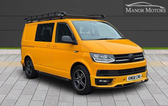 Volkswagen Transporter 2.0 TDI T30 BlueMotion Tech Highline Kombi DSG FWD SWB Euro 6 (s/s) 5dr Combi Van Diesel Yellow