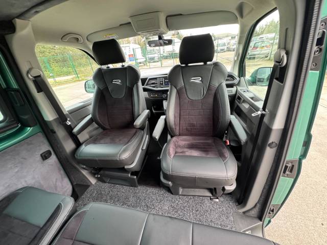 2021 Volkswagen Transporter 2.0 TDI T30 Highline Kombi DSG FWD SWB Euro 6 (s/s) 5dr