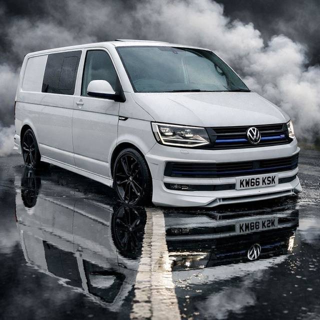 2017 Volkswagen Transporter 2.0 BiTDI T30 BlueMotion Tech Highline Kombi DSG FWD SWB Euro 6 (s/s) 5dr