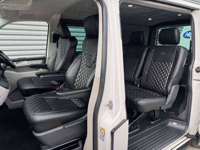 2019 Volkswagen Transporter 2.0 TDI T30 BlueMotion Tech Edition Kombi DSG FWD SWB Euro 6 (s/s) 5dr