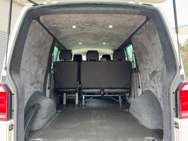 2019 Volkswagen Transporter 2.0 TDI T30 BlueMotion Tech Edition Kombi DSG FWD SWB Euro 6 (s/s) 5dr