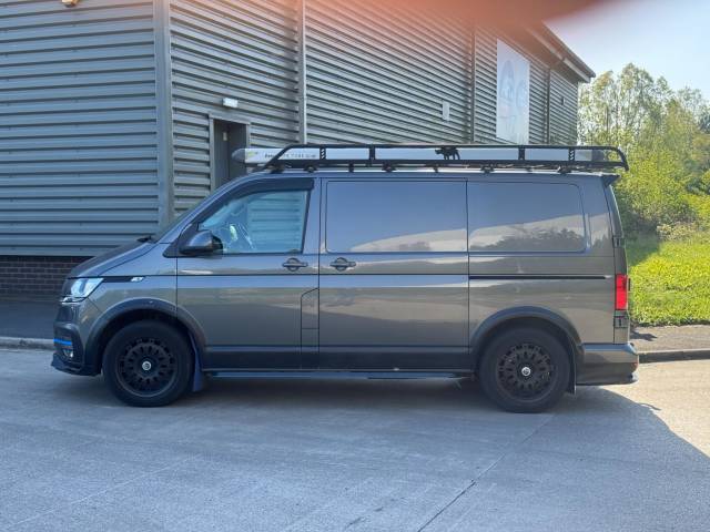2021 Volkswagen Transporter 2.0 TDI T28 Highline DSG FWD SWB Euro 6 (s/s) 5dr