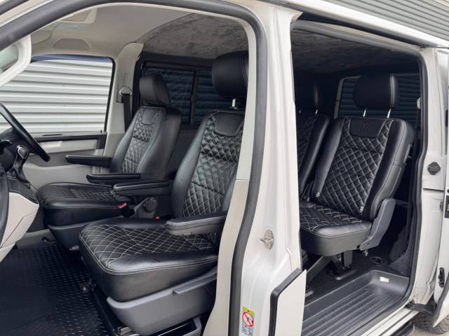 2019 Volkswagen Transporter 2.0 TDI T30 BlueMotion Tech Edition Kombi DSG FWD SWB Euro 6 (s/s) 5dr