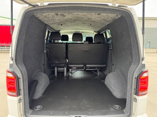 2019 Volkswagen Transporter 2.0 TDI T30 BlueMotion Tech Edition Kombi DSG FWD SWB Euro 6 (s/s) 5dr