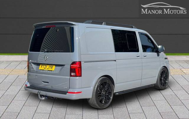 2021 Volkswagen Transporter 2.0 BiTDI T32 Highline Kombi DSG FWD SWB Euro 6 (s/s) 5dr