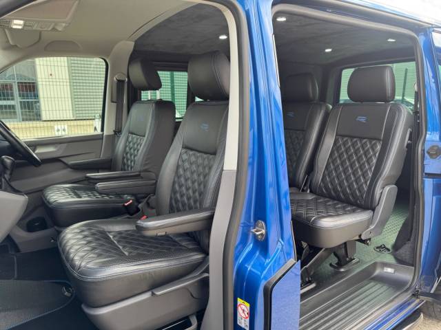 2022 Volkswagen Transporter 2.0 TDI T32 Highline Kombi DSG FWD SWB Euro 6 (s/s) 5dr