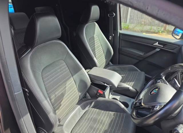 2019 Volkswagen Caddy 2.0 TDI C20 BlueMotion Tech Highline DSG SWB Euro 6 (s/s) 5dr