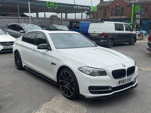 BMW 5 Series 2.0 520d SE Auto Euro 6 (s/s) 4dr Saloon Diesel White