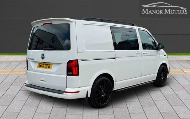 2021 Volkswagen Transporter 2.0 BiTDI T32 Highline Kombi DSG FWD SWB Euro 6 (s/s) 5dr