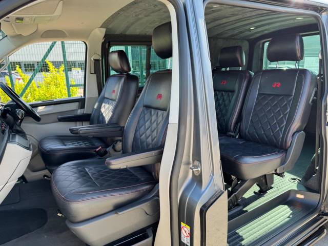 2018 Volkswagen Transporter 2.0 TDI T32 BlueMotion Tech Highline Kombi DSG FWD SWB Euro 6 (s/s) 5dr