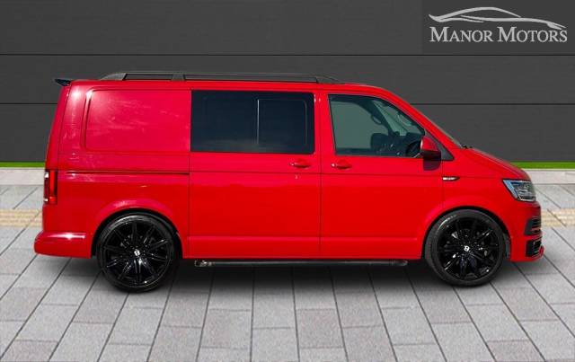 2017 Volkswagen Transporter 2.0 TDI T32 BlueMotion Tech Highline Kombi FWD SWB Euro 6 (s/s) 5dr